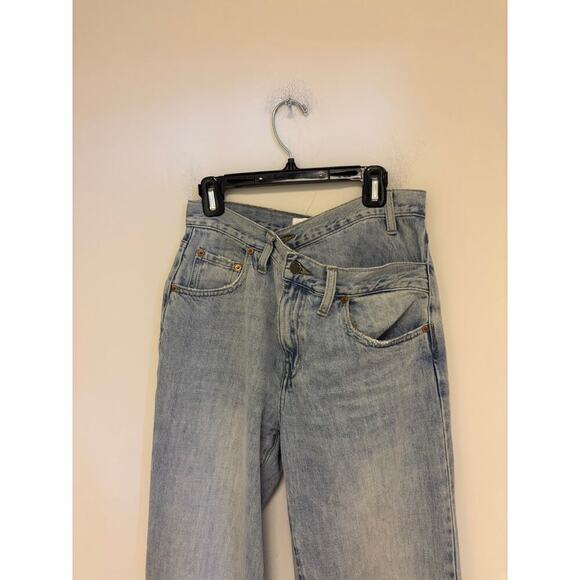 PISTOLA Bobbie mid rise loose straight leg with crossover - Picture 5 of 10